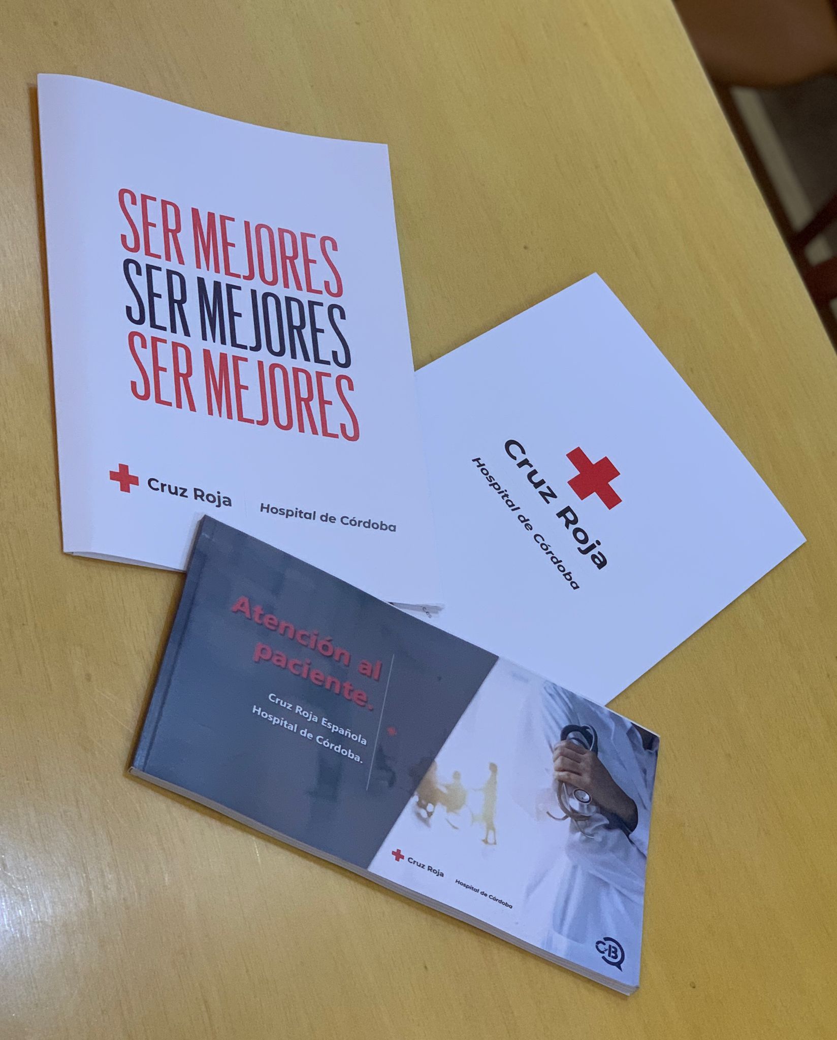 Hospital Cruz Roja de Córdoba y CyB Consultoría Atención al Paciente